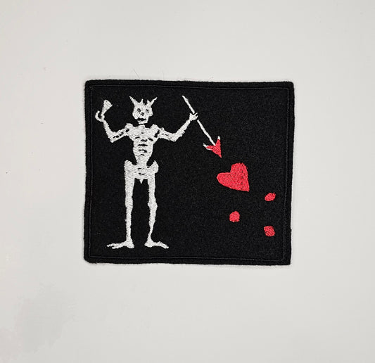 Blackbeard The Pirate Flag - Embroidered Sew-On/DIY Patch